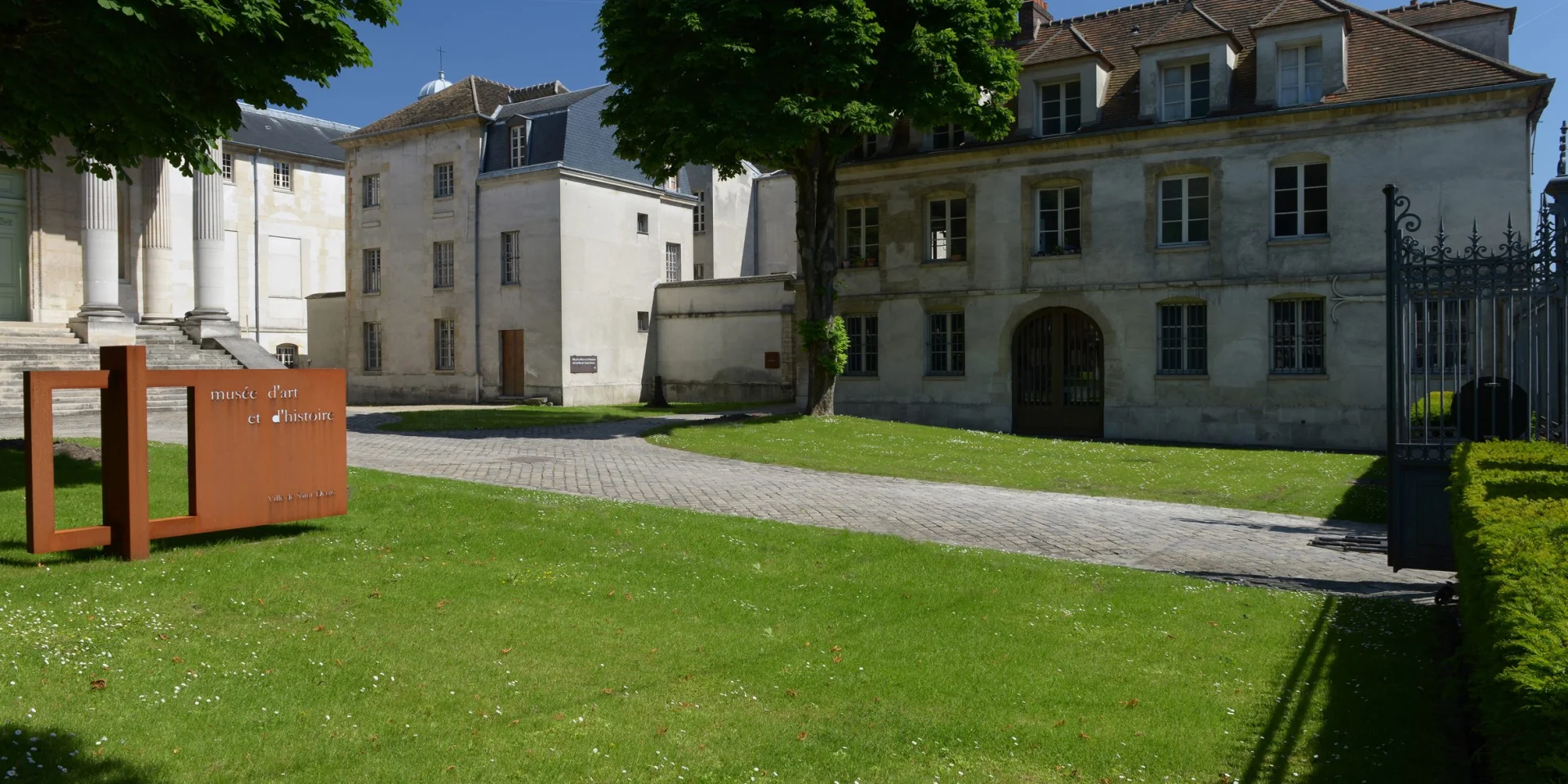 Discover the Paul Éluard Museum of Art and History in Saint-Denis