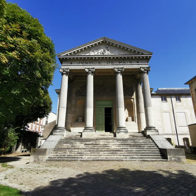 Discover the Paul Éluard Museum of Art and History in Saint-Denis