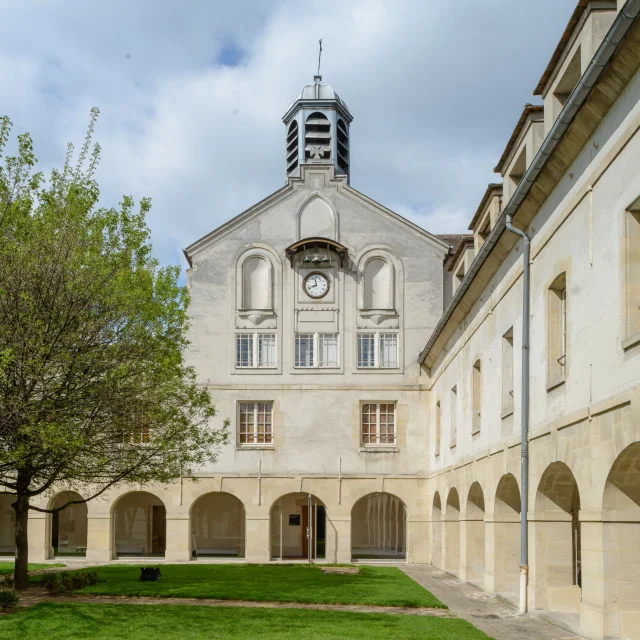 Discover the Paul Éluard Museum of Art and History in Saint-Denis