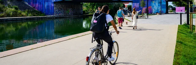 Canal-Saint-Denis.jpg