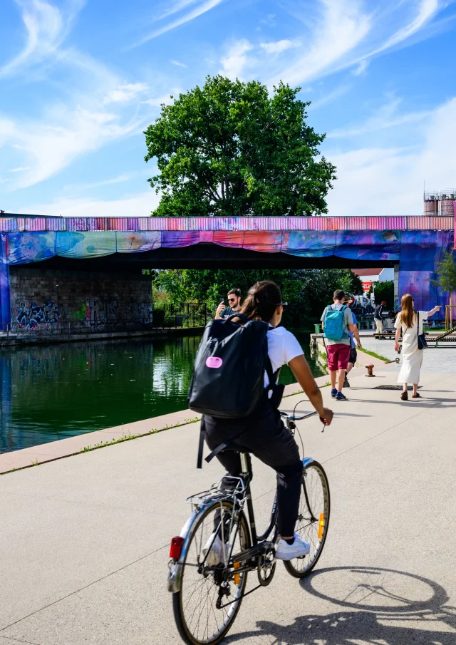 Canal-Saint-Denis.jpg