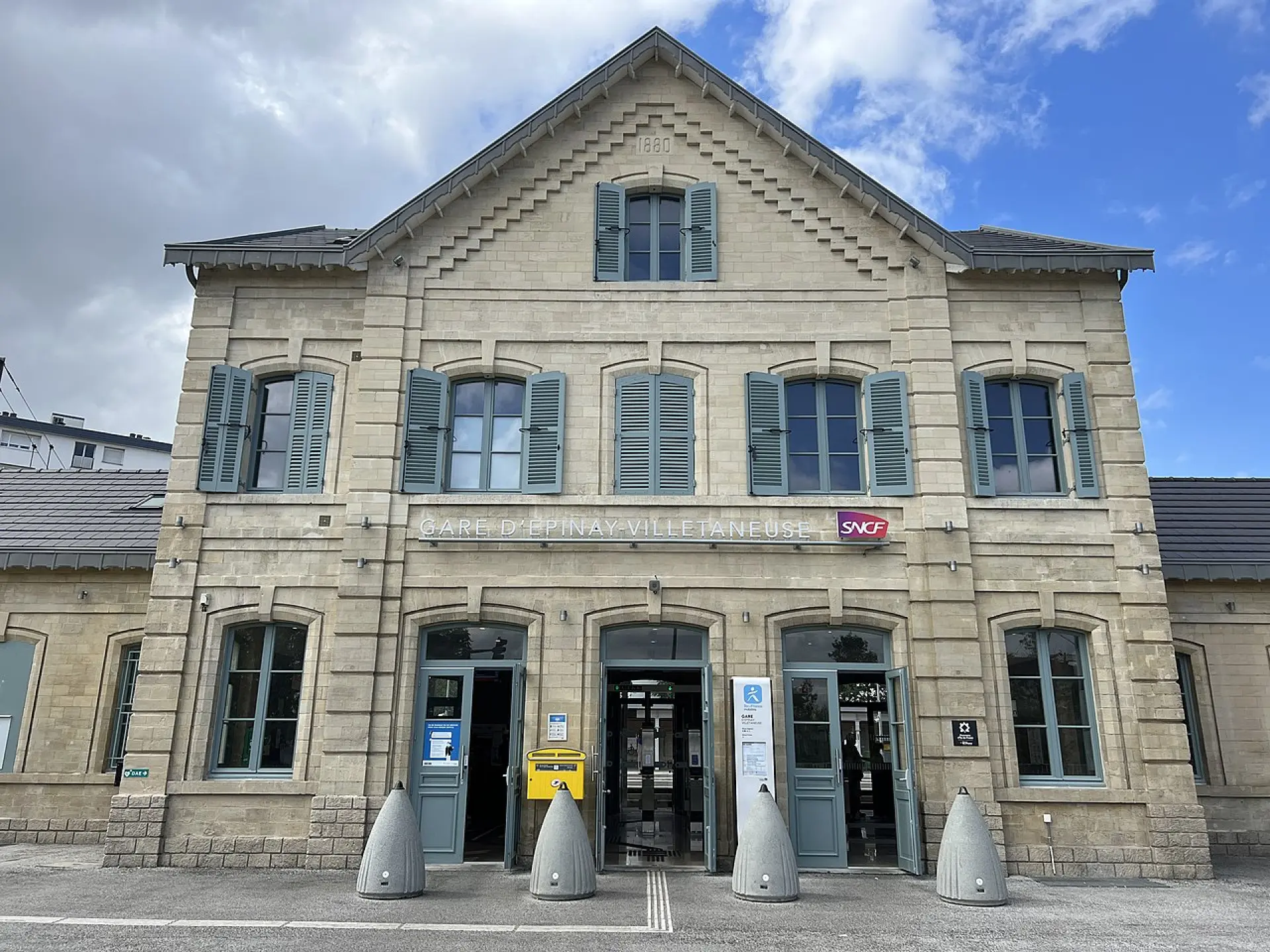 Gare Epinay Villetaneuse Epinay Sur Seine Fr93 2022 08 15 8