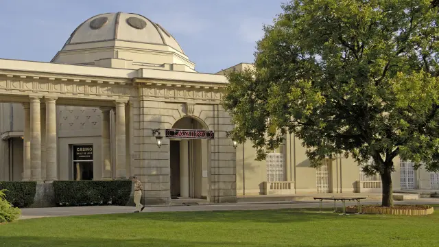 Vittel Casino Big Size