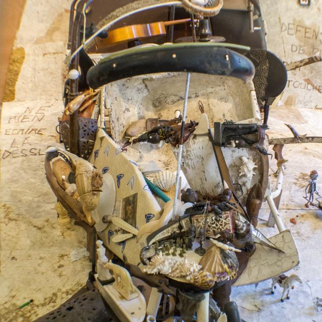 Exhibition at the Facteur Cheval - © Creation Bernard Pras