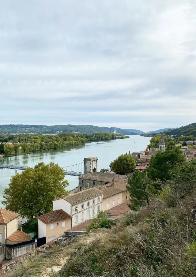 Instagram #autourdupalaisideal