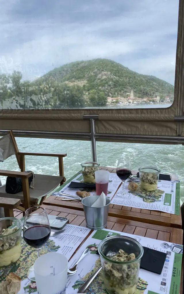 Déjeuner-croisière sur la Rhône