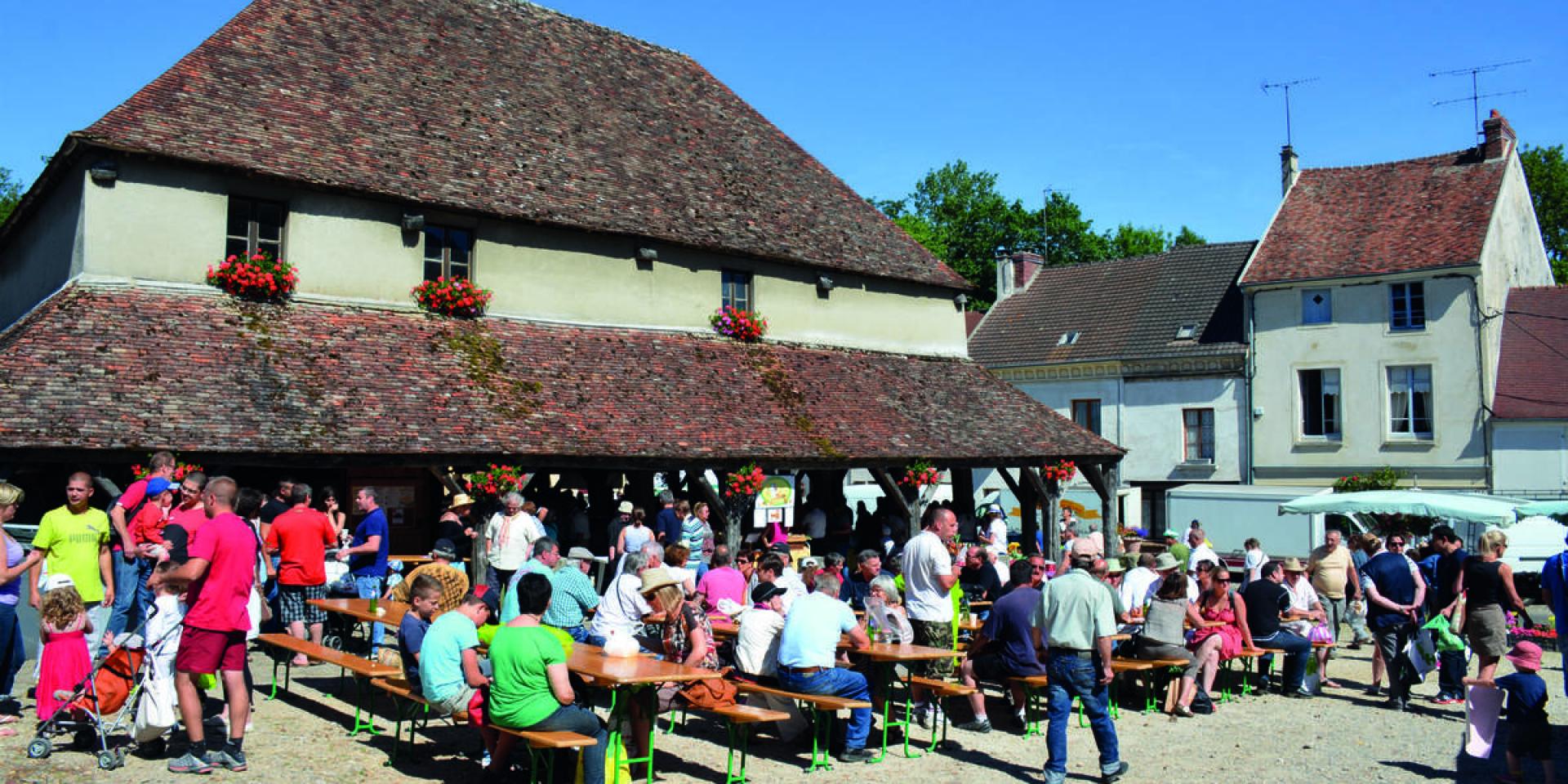 Country market in Marigny-en-Orxois