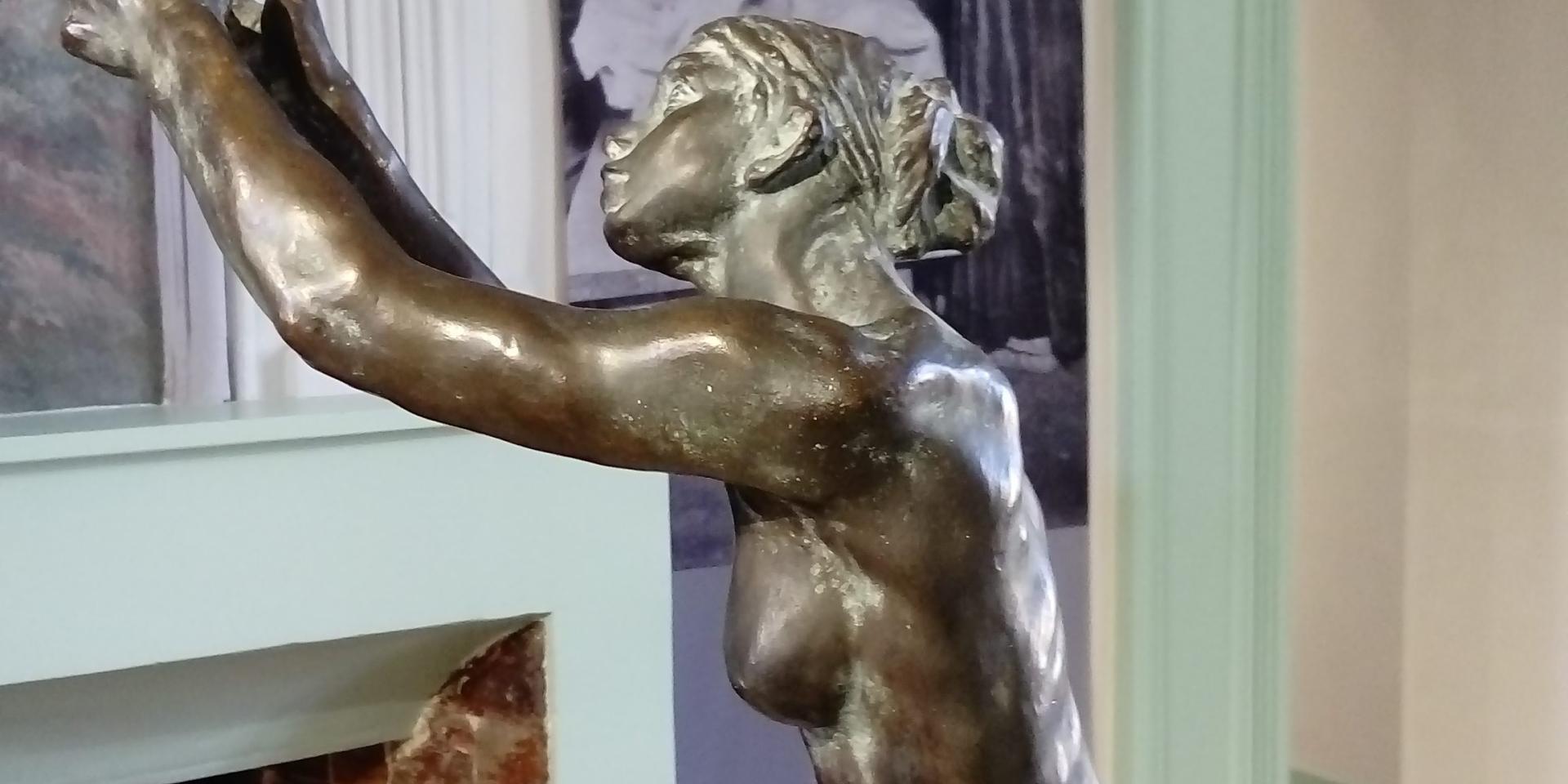 The implorant of Camille Claudel at the museum of Villeneuve-sur-Fère
