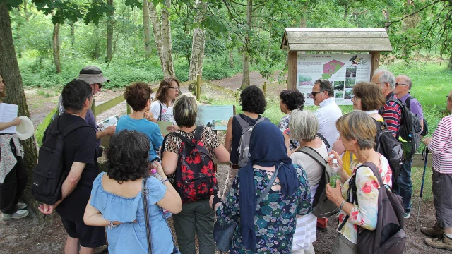 Guided tour in Villeneuve-sur-Fère