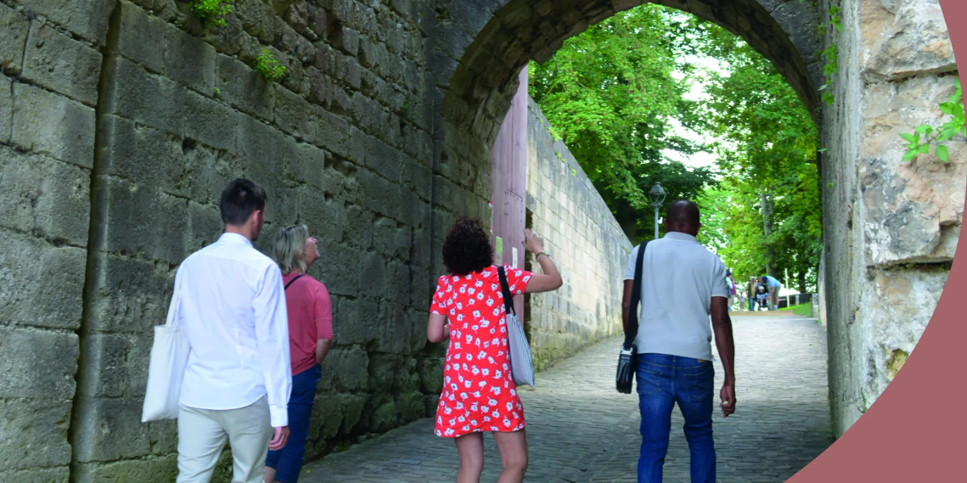 visite-guidees-guide-château-medieval-leon-lhermitte-randonnee-muder-party-fables-bd-vallee-marne-boisdebelleau-bois-belleau-jeandelafontaine-lafontaine-fabulleux-castelle-territoire-combats-camilleclaudel-claudel-nocturnehalloween-100anslhermitte-montstpere-lesportesdelachampagne