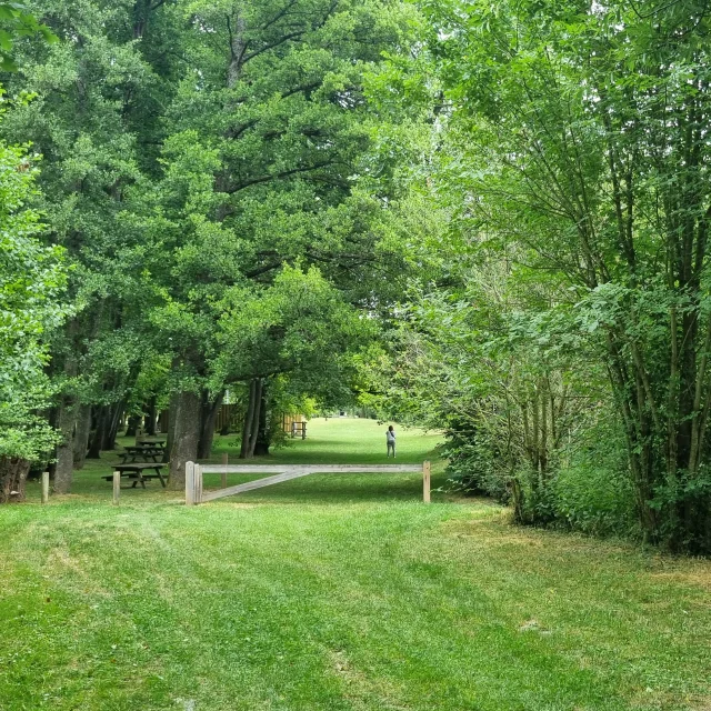 Aux bords de Marne à Jaulgonne, lieux de détente.