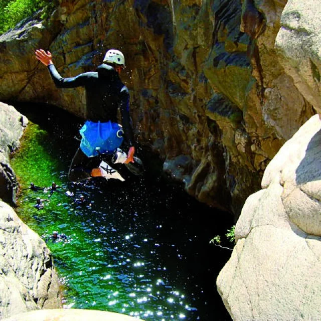 Canyoning
