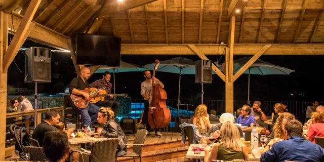 Dîner en musique