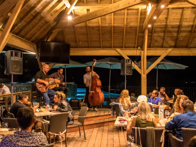 Dîner en musique