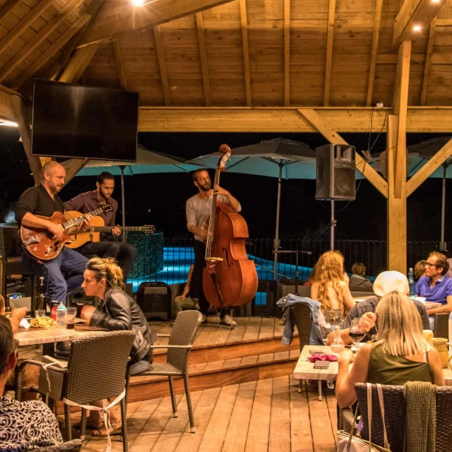 Dîner en musique