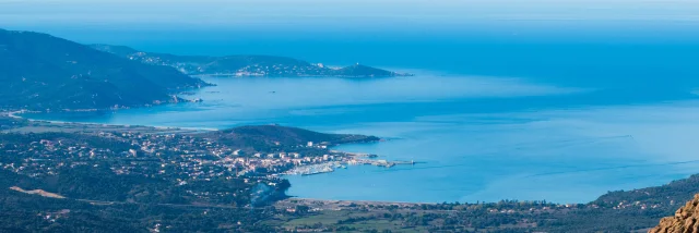 Panorama sur le golfe du Valinco depuis le Col de Siu