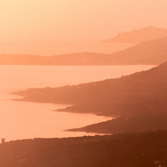 Couché de soleil sur le golfe du Valinco