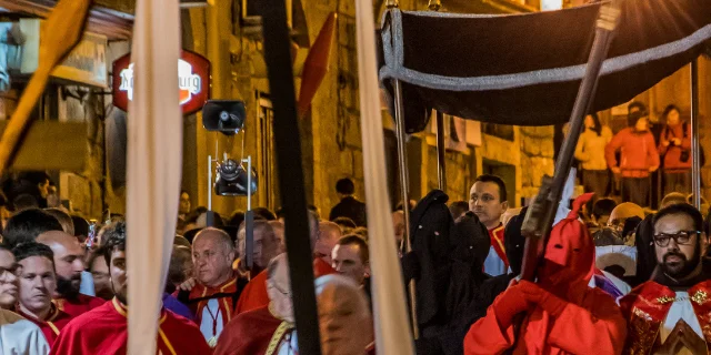 Procession du Catenacciu dans les ruelles de Sartene