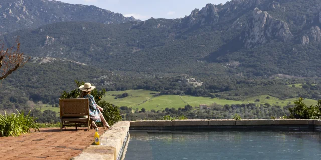 Piscine Le hameau de Saparale