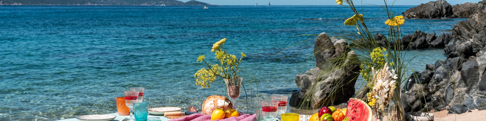 Dejeuner En Bord De Mer