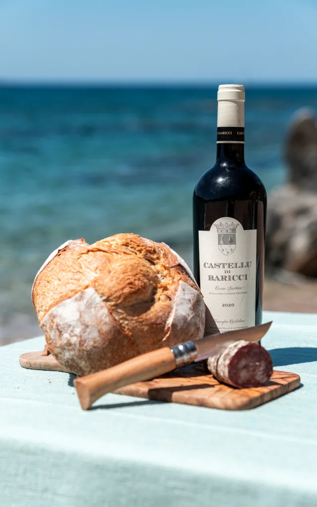 La Corse Du Pain Du Vin Et Du Saucisson