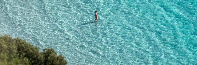 Les Eaux Cristalines De Roccapina