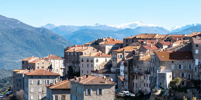 Sartene La Plus Corse Des Villes Corses