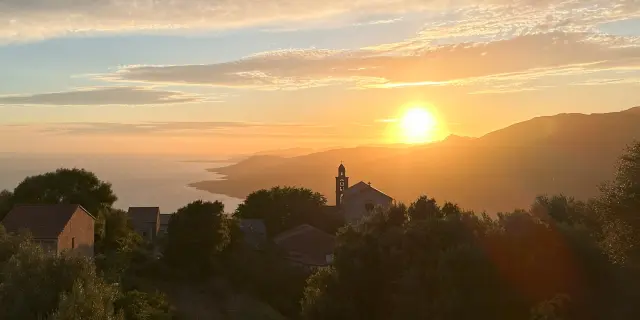Sunset sur le golfe du Valinco depuis Viggianello