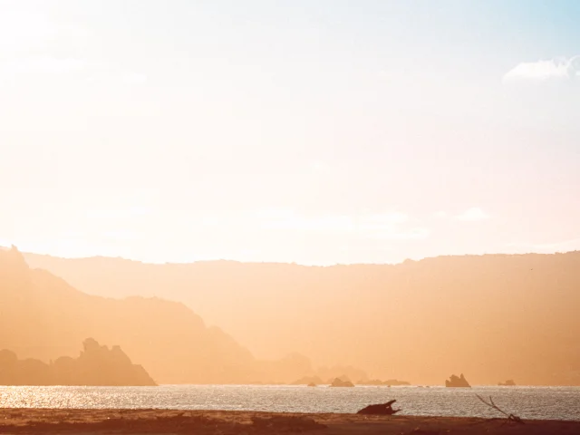 L'heure dorée sur le littoral du golfe du Valinco