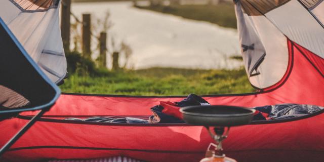 Hébergements en tente dans des campings en pleine nature des Pyrénées Béarnaises