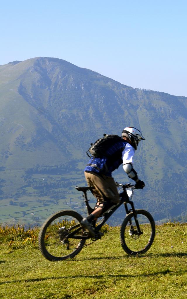 Ciclismo de montaña y enduro
