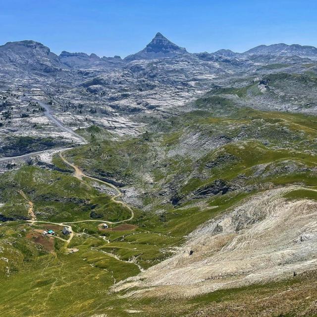Instagram #lapierresaintmartin