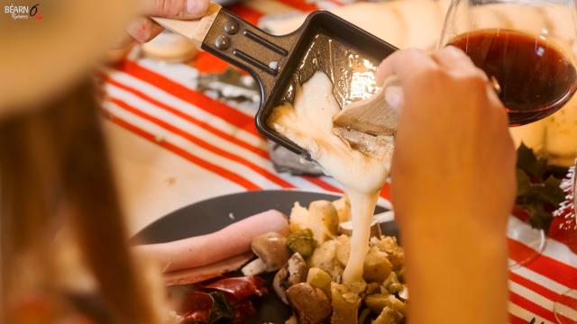 Saveurs d'hiver après une journée à la neige à la station de La Pierre Saint-Martin en Pyrénées Béarnaises