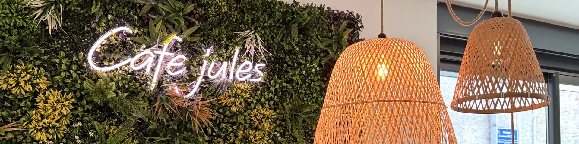 Bienvenue Au Cafe Jules