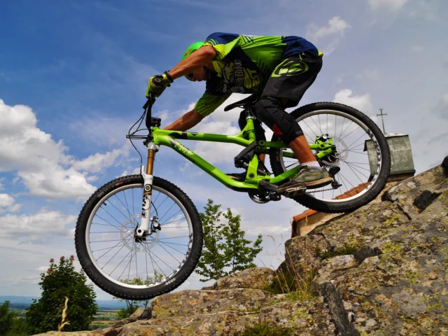 Location de vtt, enduro par Bike'N Ride en Pyrénées béarnaises