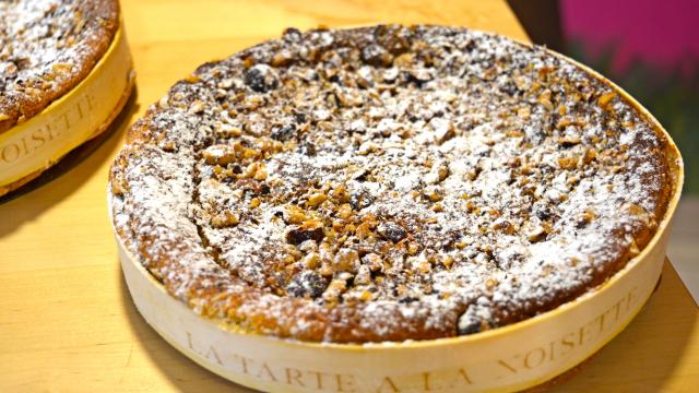 hazelnut pie