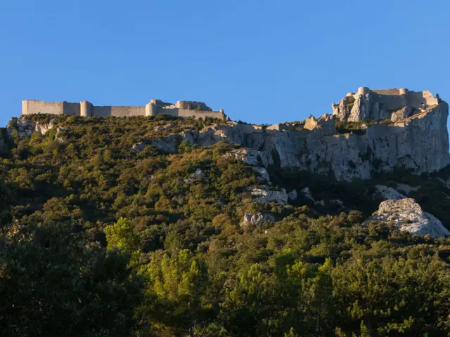 Peyrepertuse Fils De Carcassonne