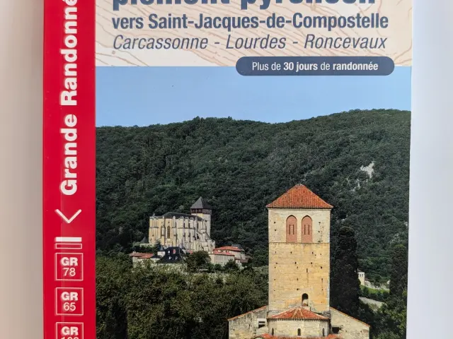 Topoguide Le Chemin Du Piemont Pyreneen