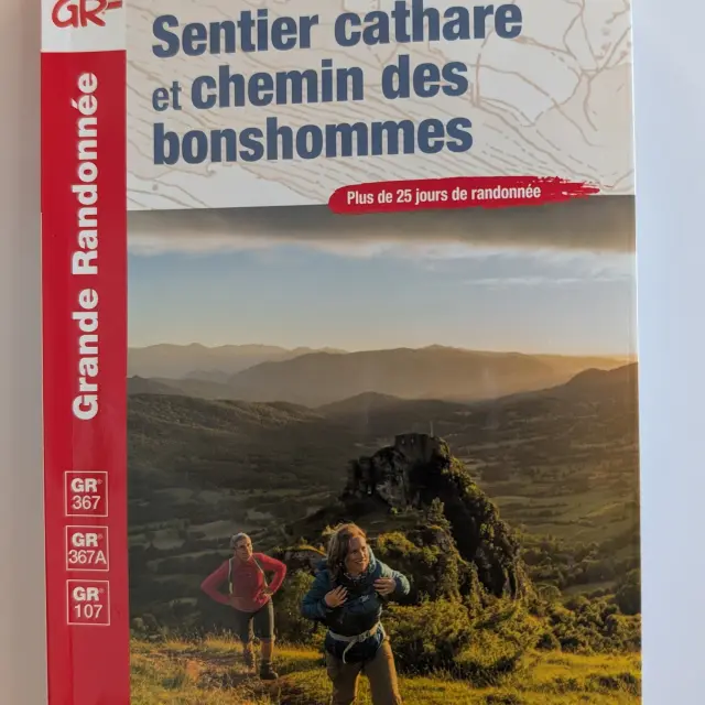 Topoguide Le Sentier Cathares Et Chemin Des Bonshommes
