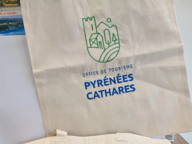 Tote bag brodé “Pyrénées Cathares”