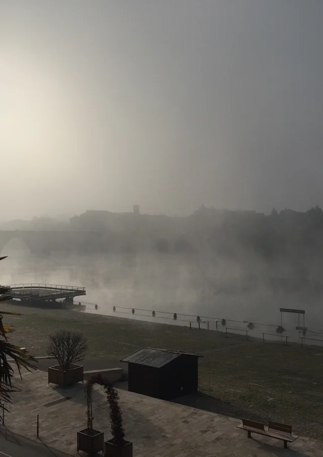 Brume sur le port de Bergerac