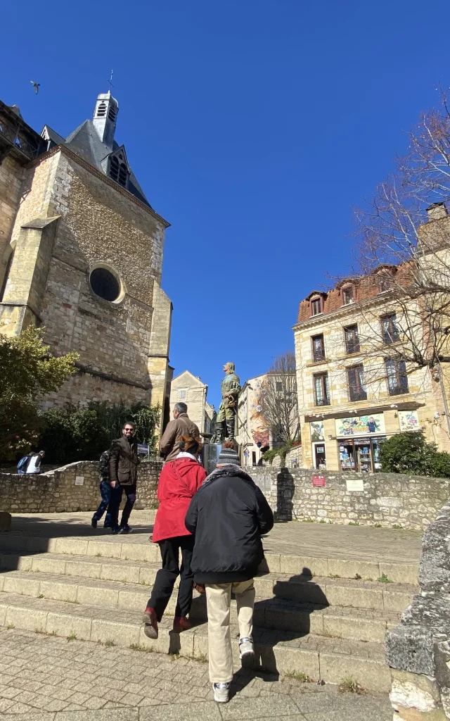 Dans les pas de Cyrano place Pélissière