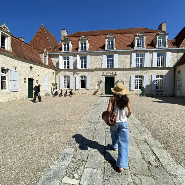 Le Château des Vigiers que l'on appelle le Petit Versailles date du XVIe siècle