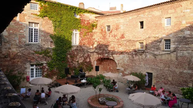 Cloître des Récollets un soir d'été