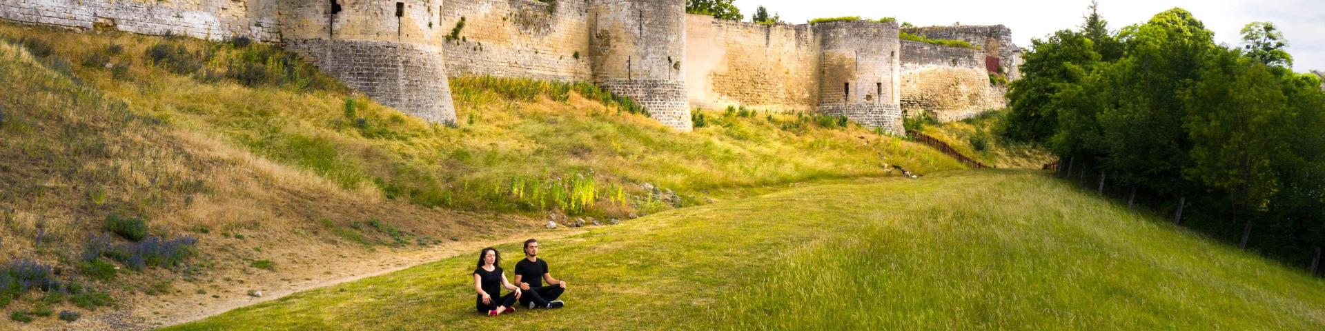 Vestiges Du Château De Coucy Min