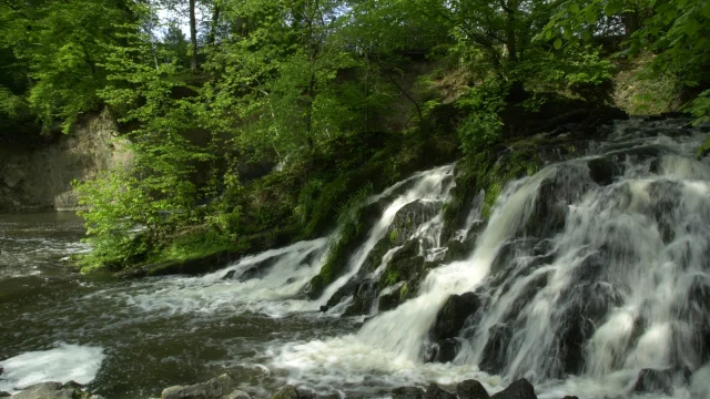 Cascade-de-Blangy-a-Hirson.jpg