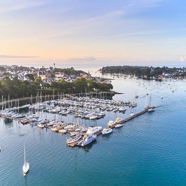 Vue aérienne du port de plaisance de Bénodet