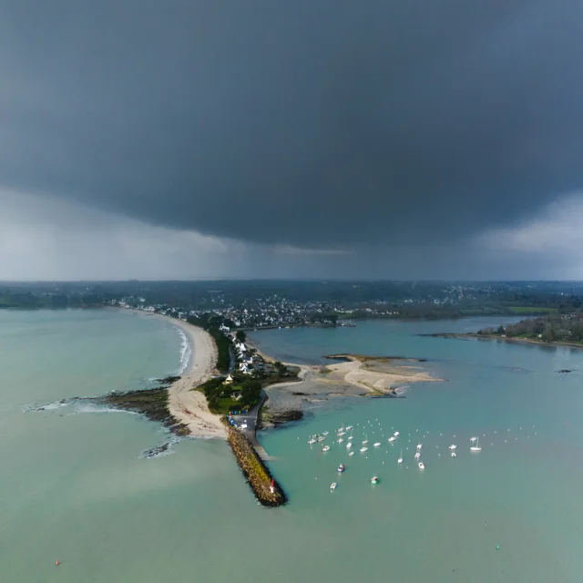 Pointe du Cap-Coz before a winter storm