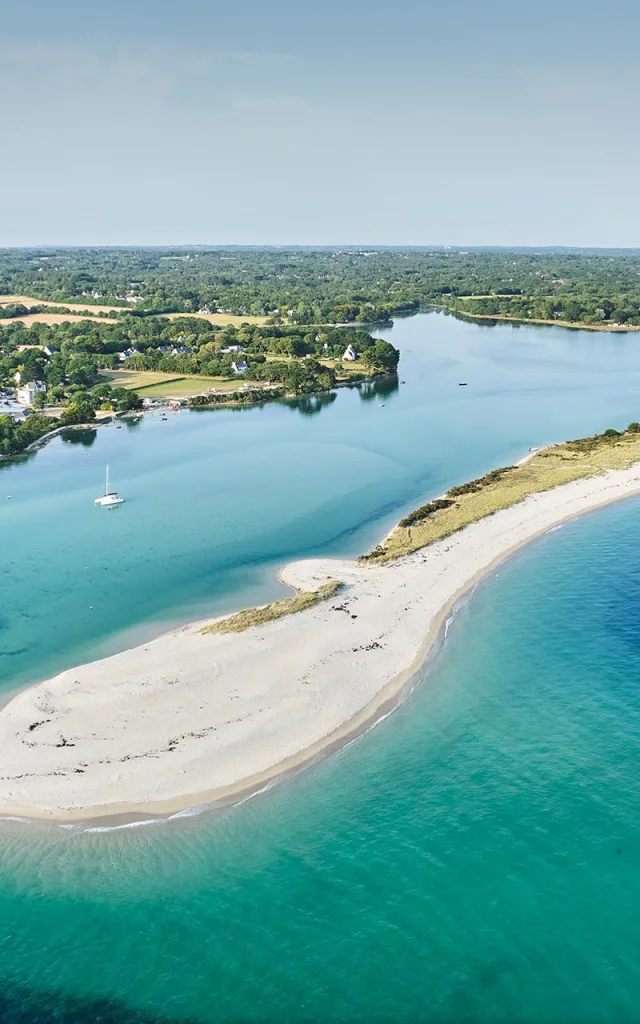 The White Sea Between Benodet And Mousterlin In Fouesnant 4