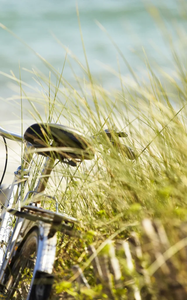 Cycling on Mousterlin beach
